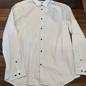 NWOT H&M White Dress Shirt Classic Button-Down